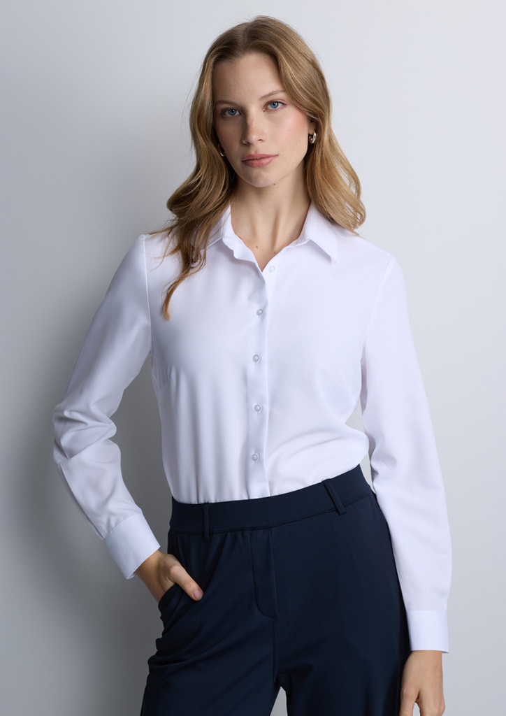 Model - White
