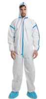 TITAN 400 BWF CE TYPE 4, 5,6 CAT III DISPOSABLE POLYETHYLENE